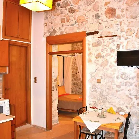 Minares Traditional